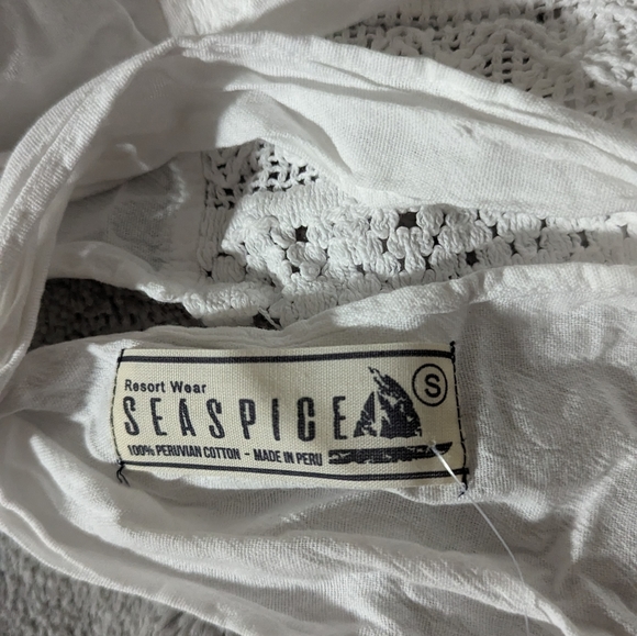 NWT Crochet Halter Crop Top Small White Cotton Cover-Up - Picture 6 of 9